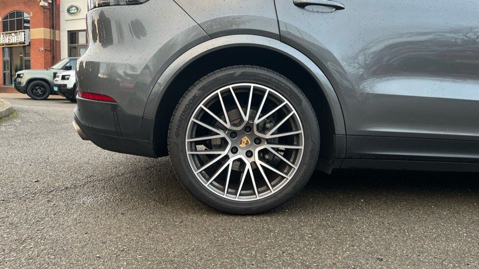 Used Porsche Cayenne 2021 for sale - 76458948: Photo 18