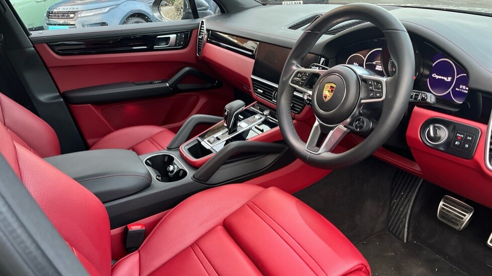 Used Porsche Cayenne 2021 for sale - 76458948: Photo 9