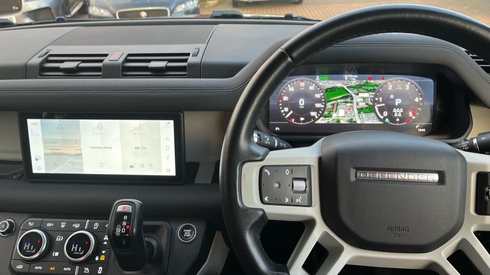 Used Land Rover Defender 2021 for sale - 76615213: Photo 12