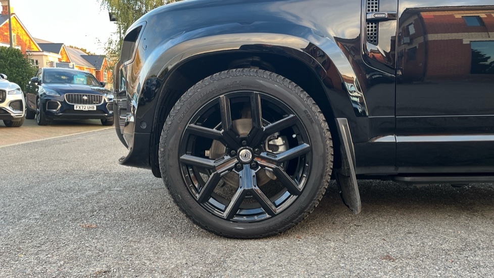 Used Land Rover Defender 2021 for sale - 76615213: Photo 17