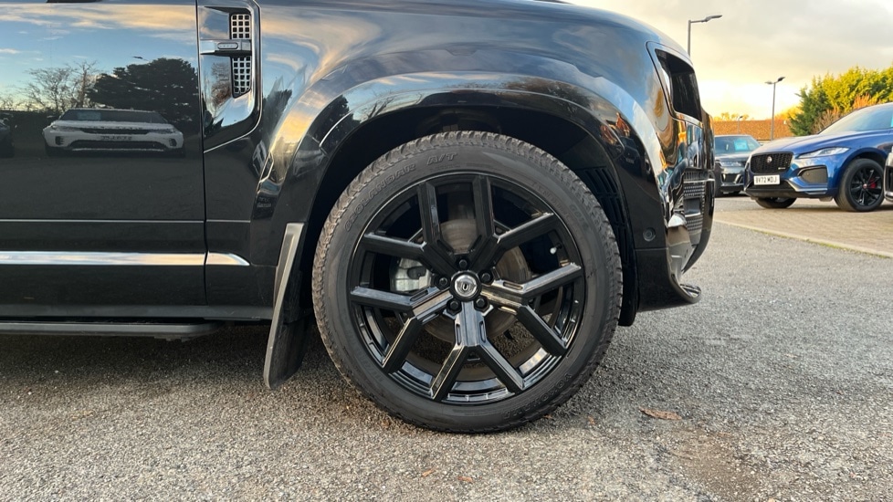 Used Land Rover Defender 2021 for sale - 76615213: Photo 20