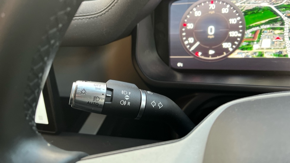 Used Land Rover Defender 2021 for sale - 76615213: Photo 25