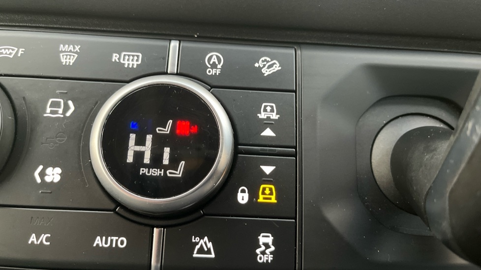 Used Land Rover Defender 2021 for sale - 76615213: Photo 49