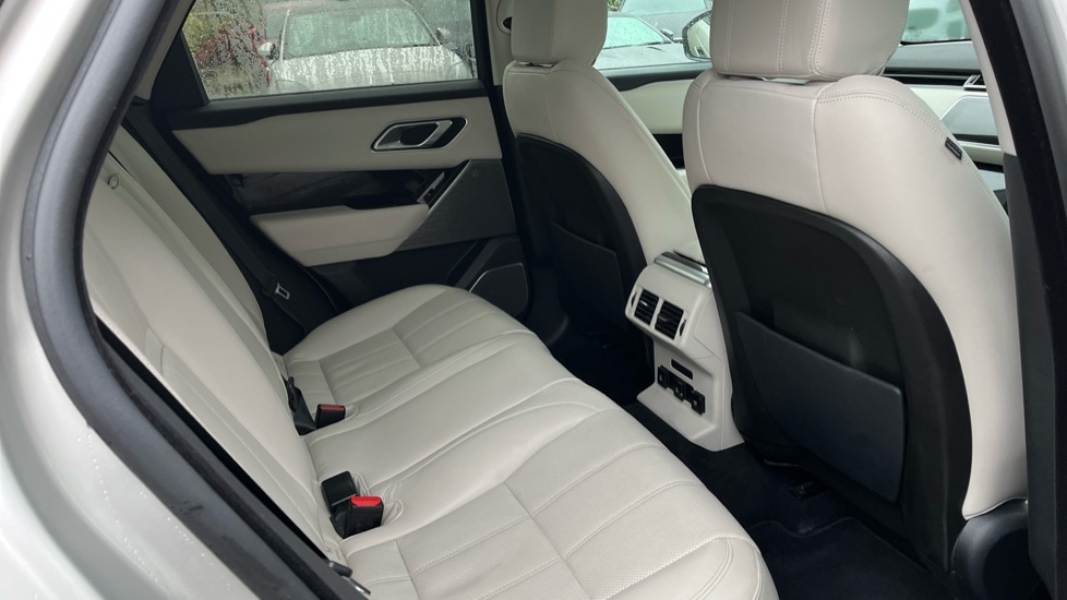 Used Land Rover Range Rover Velar 2018 for sale - 76873200: Photo 14