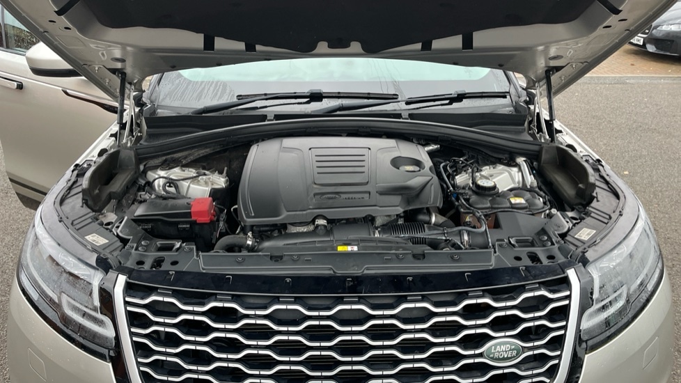 Used Land Rover Range Rover Velar 2018 for sale - 76873200: Photo 16