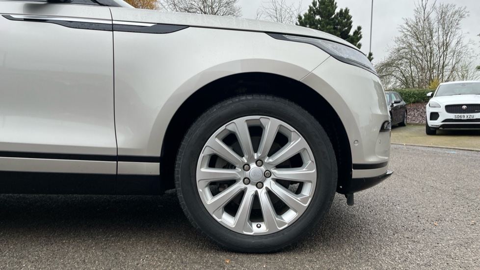 Used Land Rover Range Rover Velar 2018 for sale - 76873200: Photo 18