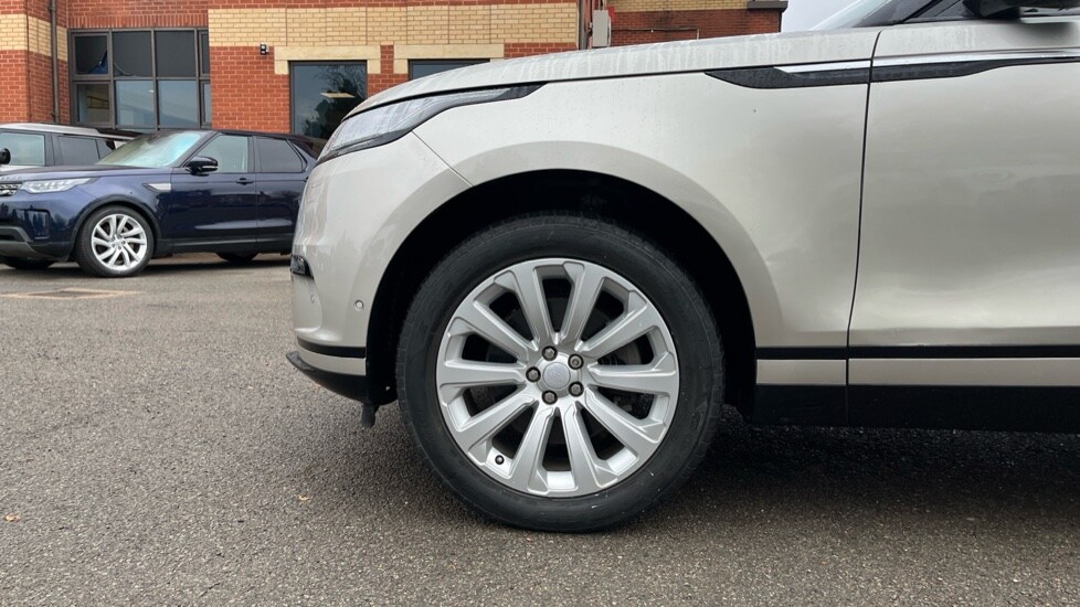 Used Land Rover Range Rover Velar 2018 for sale - 76873200: Photo 19