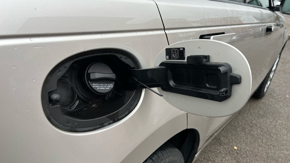 Used Land Rover Range Rover Velar 2018 for sale - 76873200: Photo 21