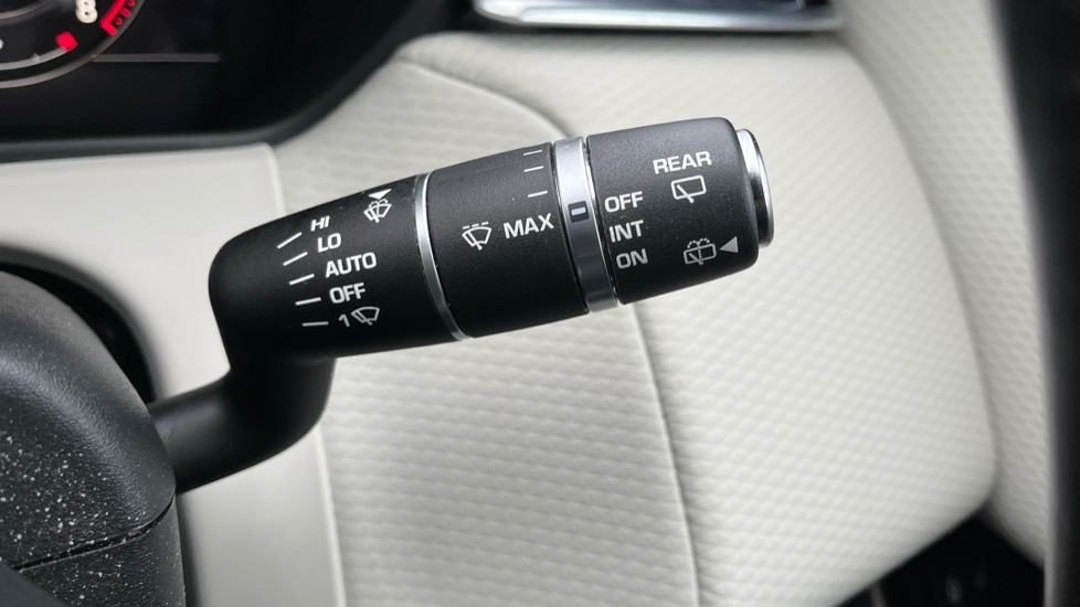 Used Land Rover Range Rover Velar 2018 for sale - 76873200: Photo 24