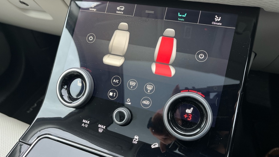 Used Land Rover Range Rover Velar 2018 for sale - 76873200: Photo 34