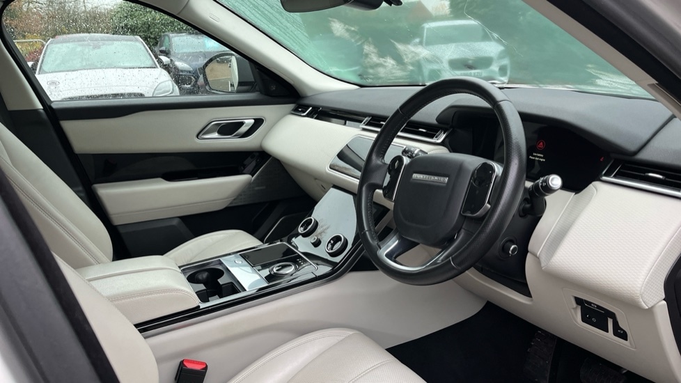 Used Land Rover Range Rover Velar 2018 for sale - 76873200: Photo 9