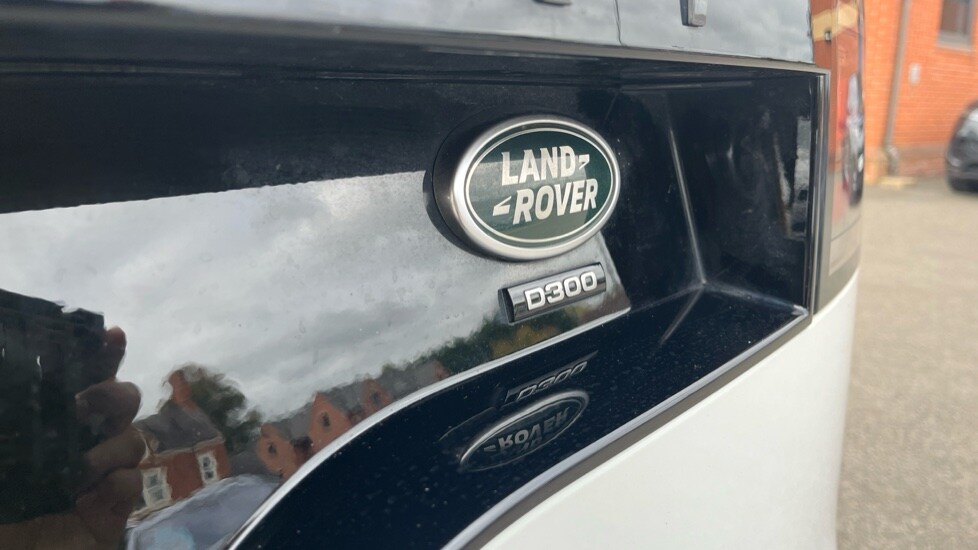 Used Land Rover Discovery 2021 for sale - 76217250: Photo 38