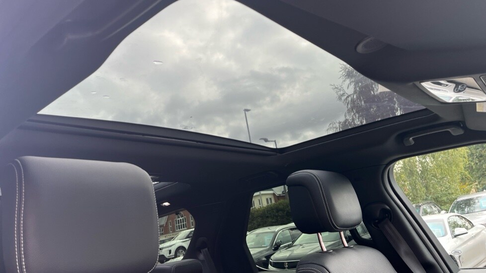 Used Land Rover Discovery 2021 for sale - 76217250: Photo 54