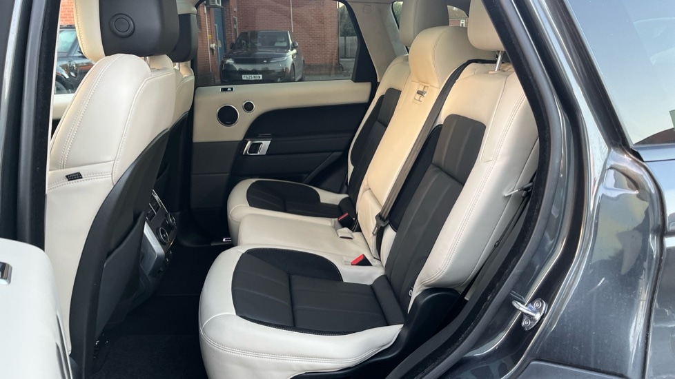 Used Land Rover Range Rover Sport 2020 for sale - 76539835: Photo 14