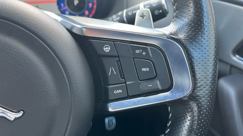 Used Jaguar F-Pace 2020 for sale - 76361773: Photo 21