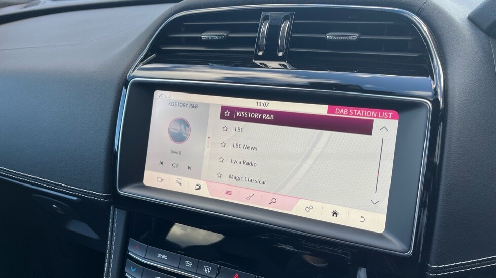 Used Jaguar F-Pace 2020 for sale - 76361773: Photo 30