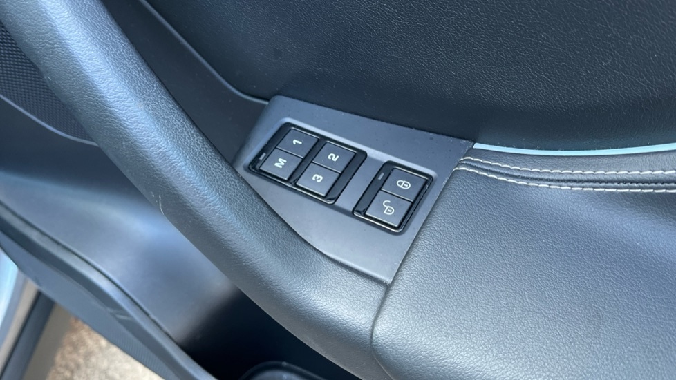 Used Jaguar F-Pace 2020 for sale - 76361773: Photo 48