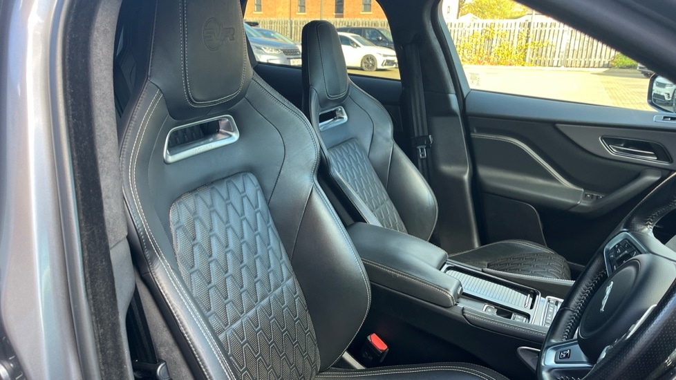 Used Jaguar F-Pace 2020 for sale - 76361773: Photo 60