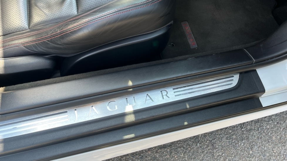 Used Jaguar XK 2012 for sale - 76434893: Photo 37