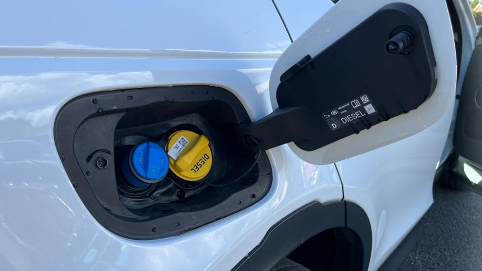 Used Land Rover Discovery Sport 2021 for sale - 76615503: Photo 21