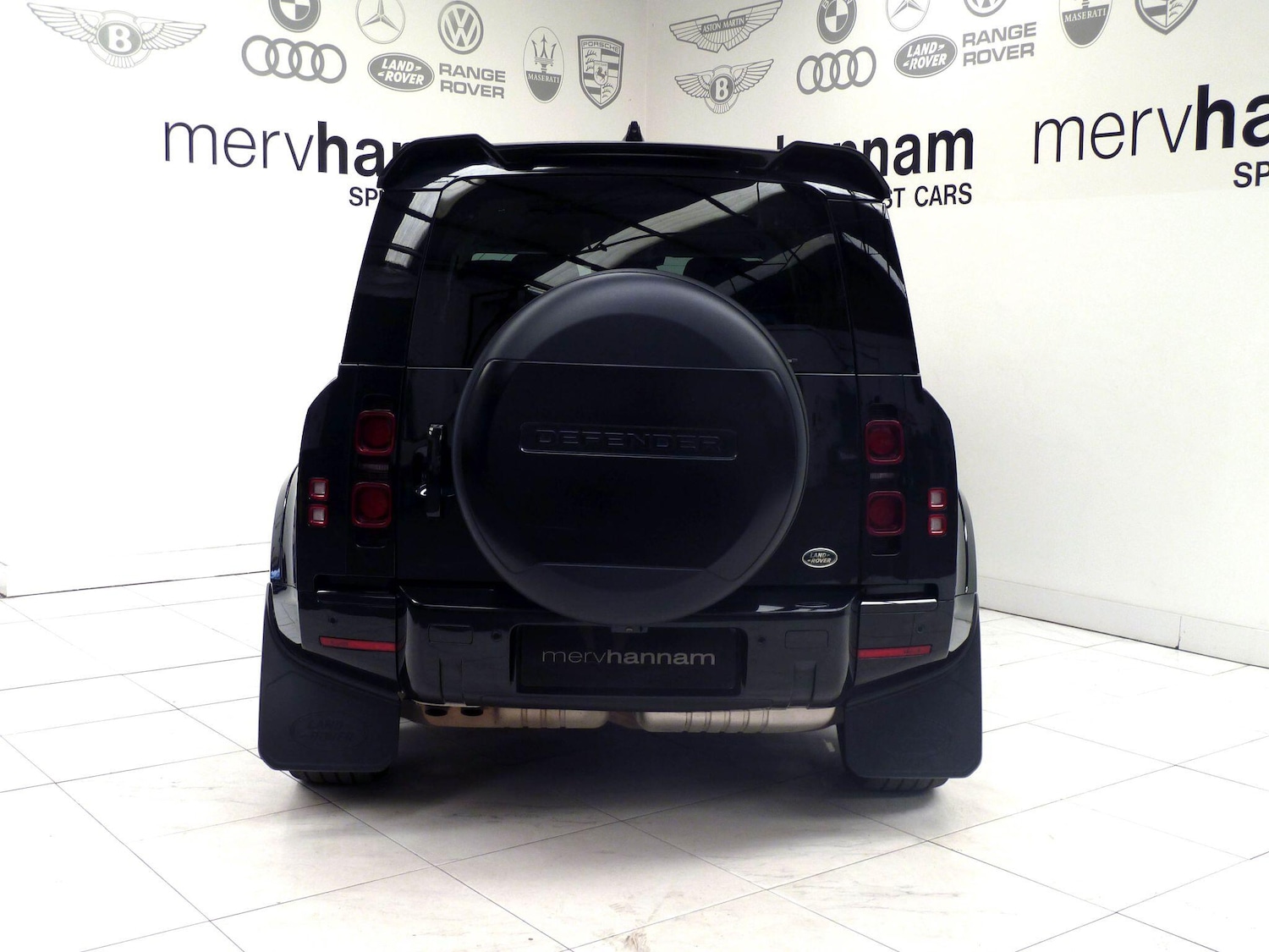 Used Land Rover Defender 2022 for sale - 76993032: Photo 14