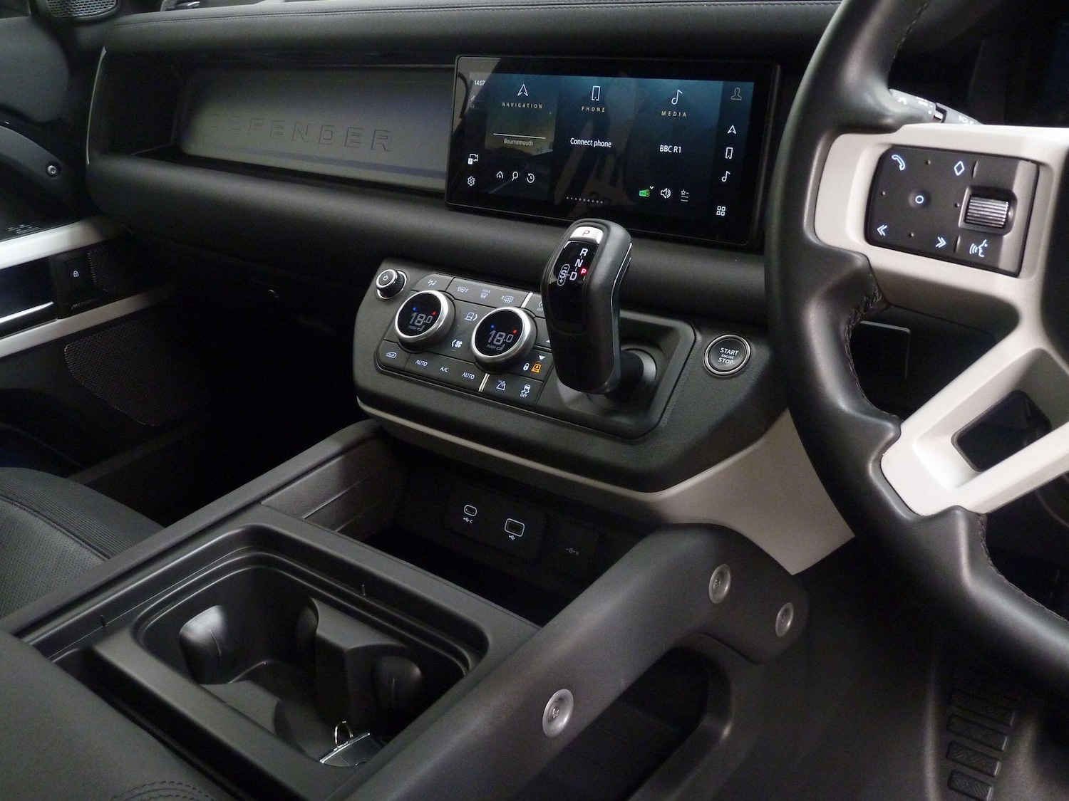 Used Land Rover Defender 2022 for sale - 76993032: Photo 19