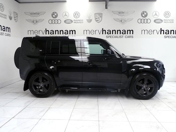 Used Land Rover Defender 2020 for sale - 77625144: Photo