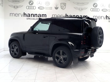 Used Land Rover Defender 2022 for sale - 79181895: Photo