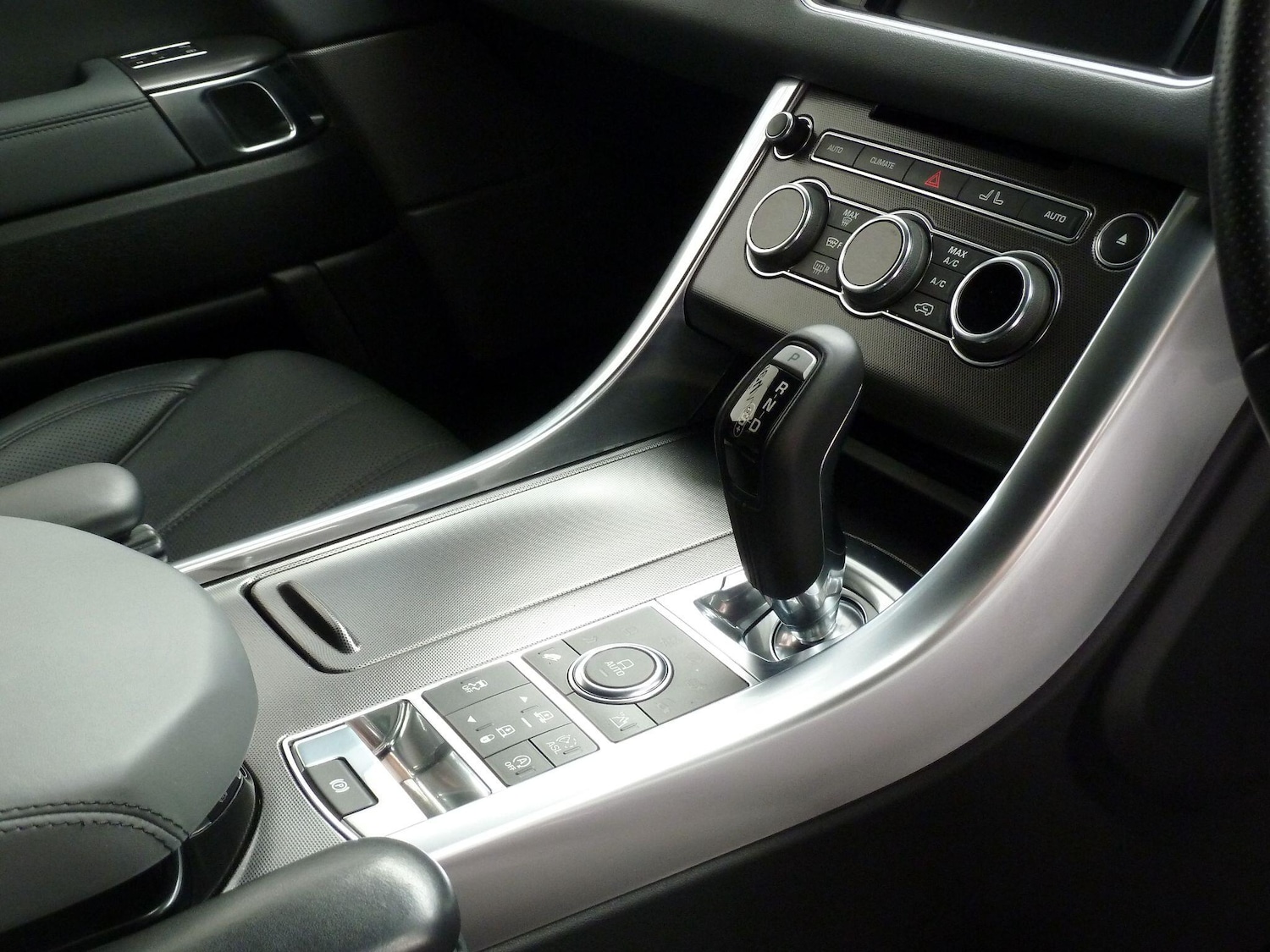 Used Land Rover Range Rover Sport 2016 for sale - 76865827: Photo 16