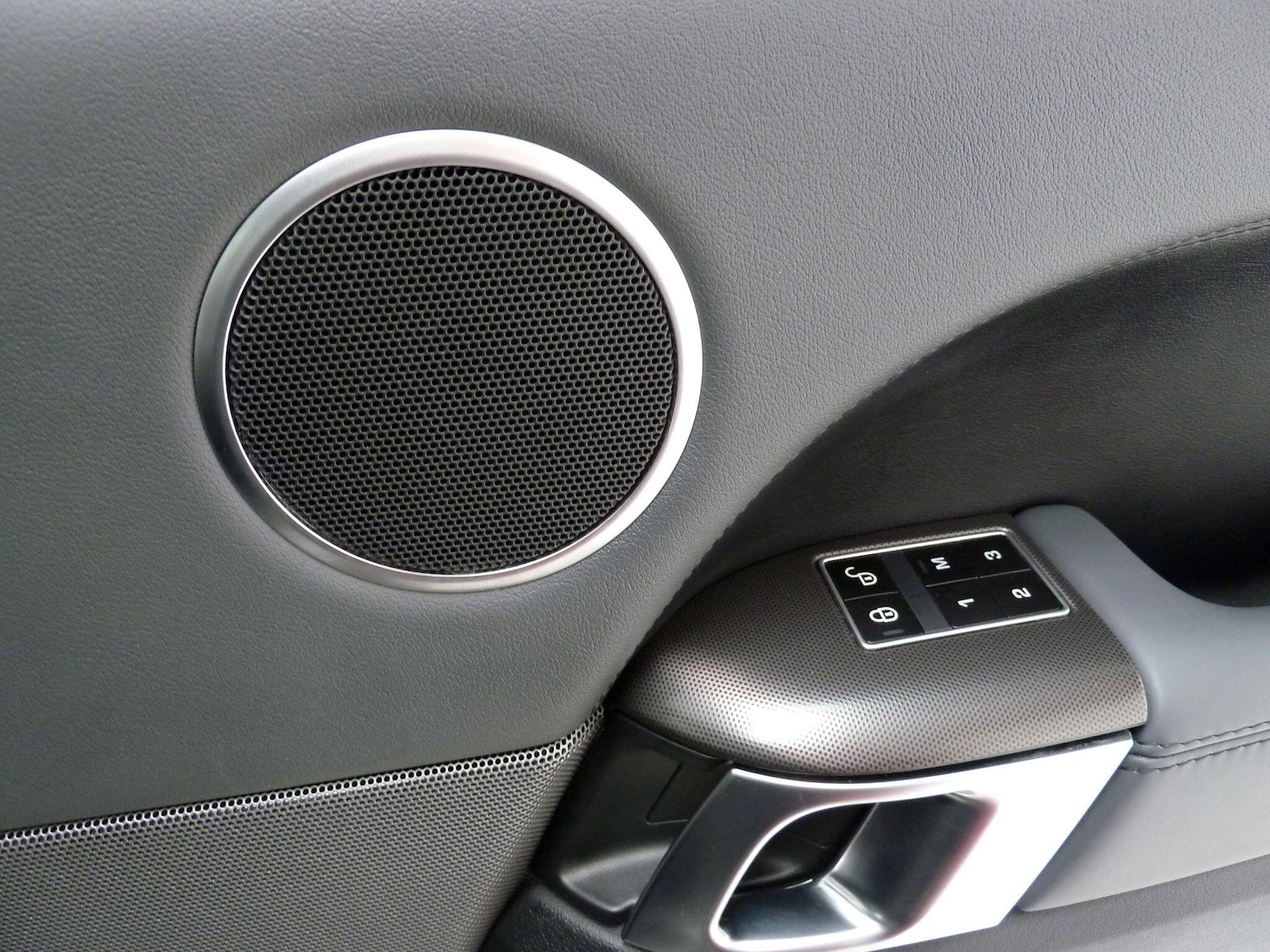 Used Land Rover Range Rover Sport 2016 for sale - 76865827: Photo 17