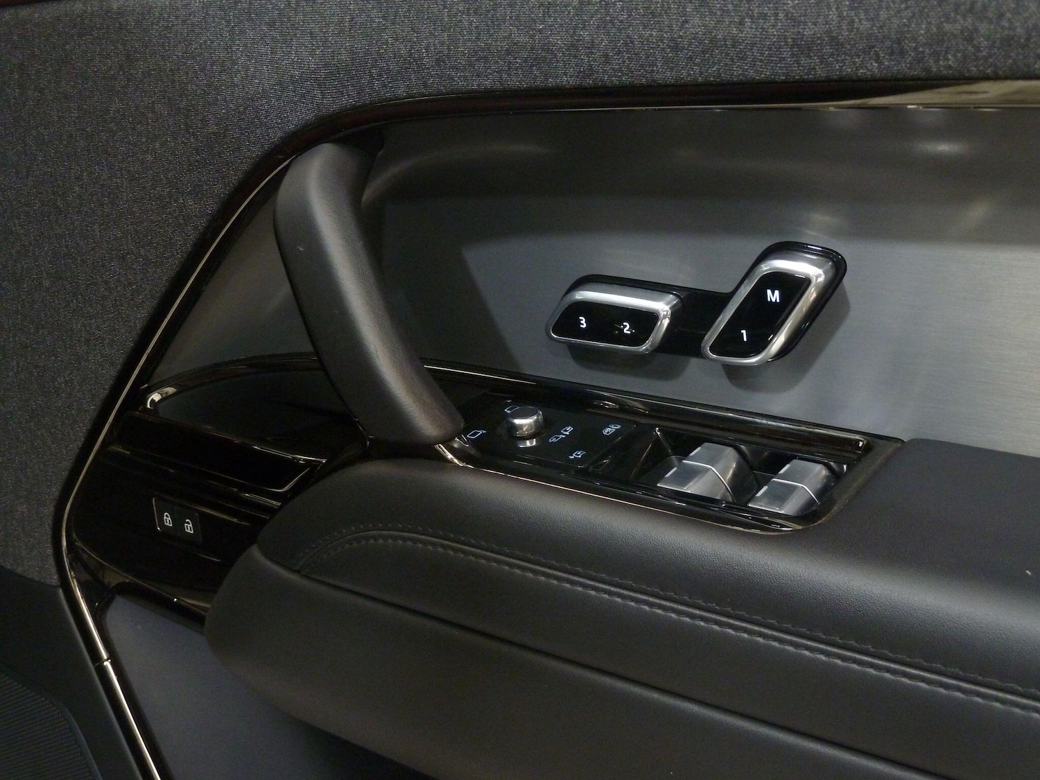 Used Land Rover Range Rover Sport 2023 for sale - 77612426: Photo 18