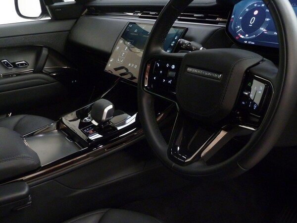 Used Land Rover Range Rover Sport 2024 for sale - 76227075: Photo 17