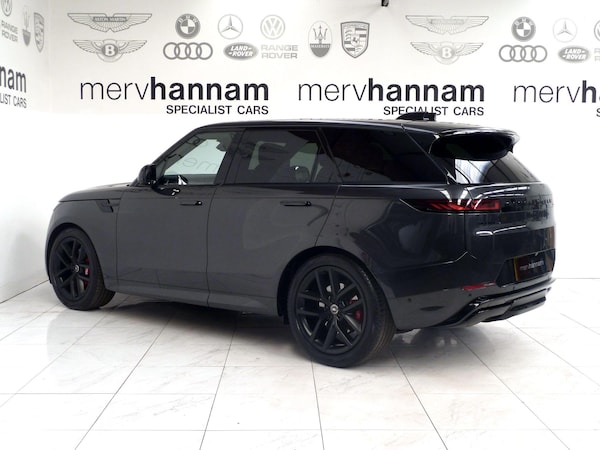 Used Land Rover Range Rover Sport 2024 for sale - 76227075: Photo 4
