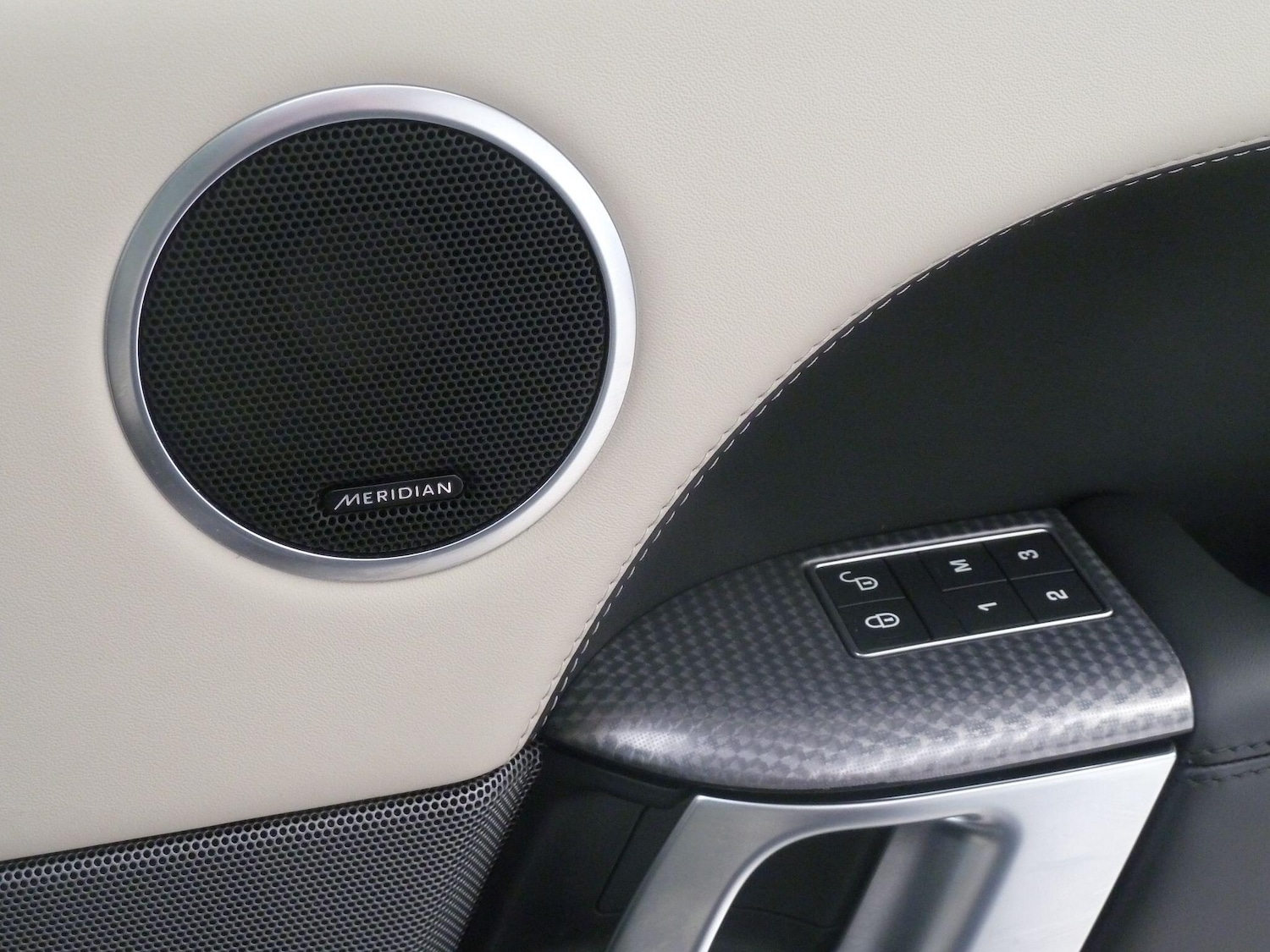 Used Land Rover Range Rover Sport 2019 for sale - 76976479: Photo 16