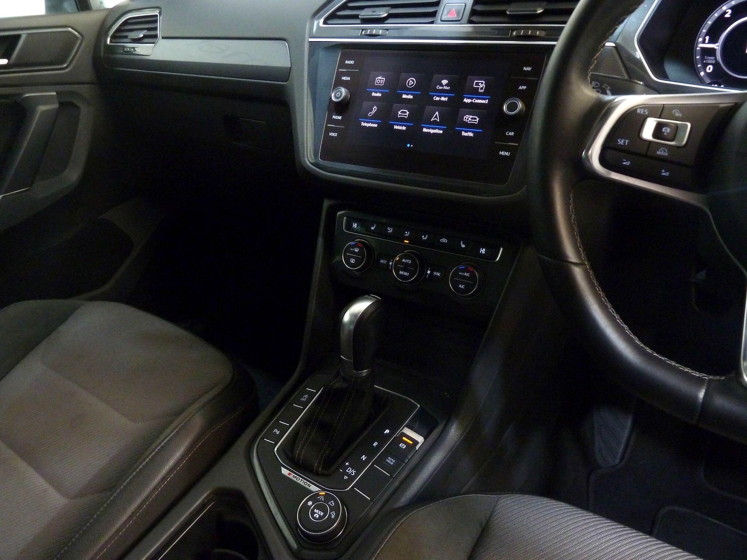 Used Volkswagen Tiguan for sale - 76607145: Photo 15