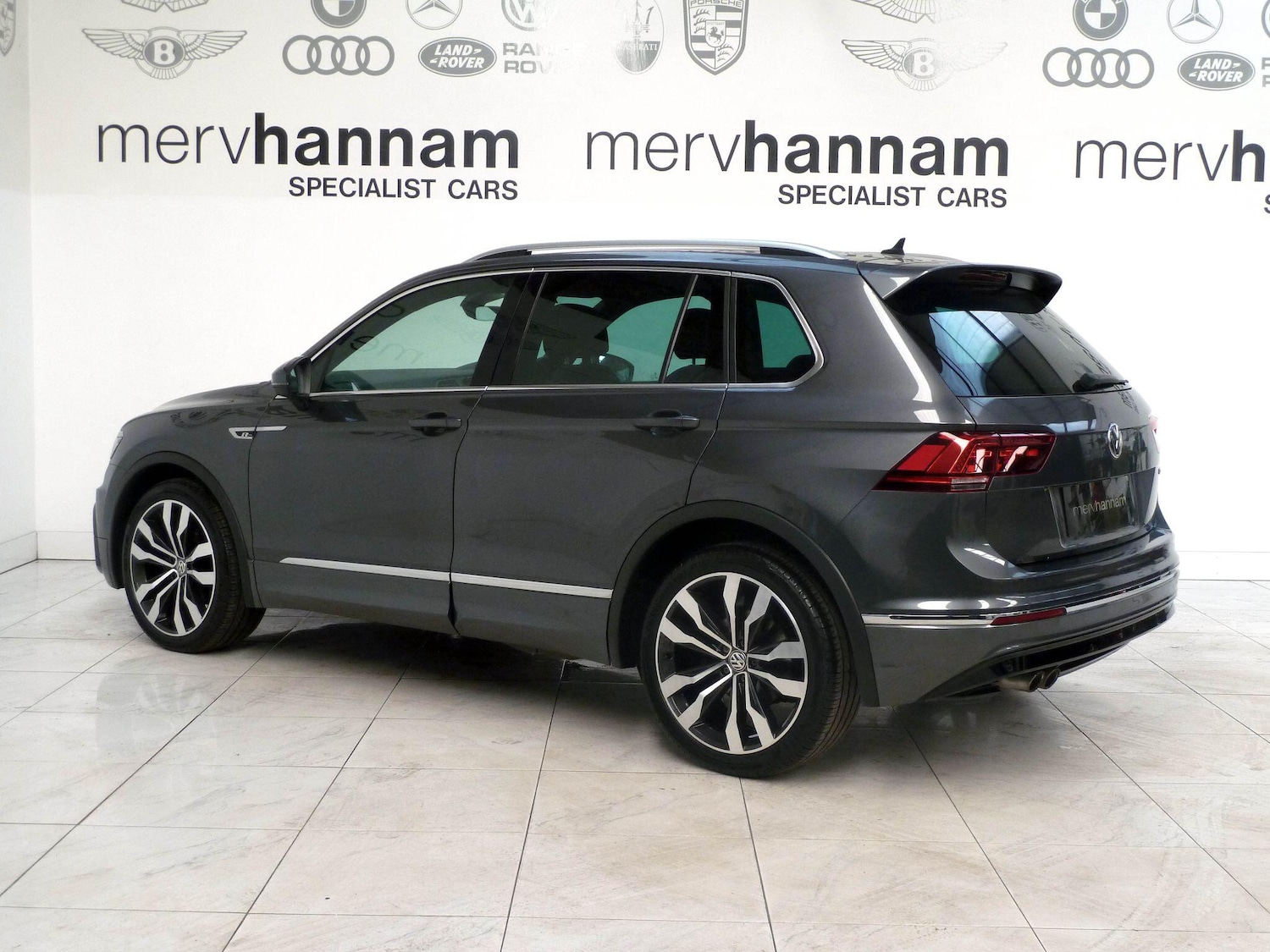 Used Volkswagen Tiguan for sale - 76607145: Photo 4