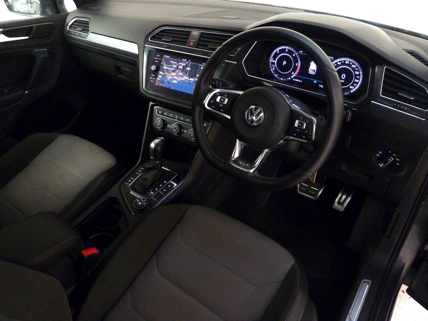 Used Volkswagen Tiguan for sale - 76607145: Photo 6