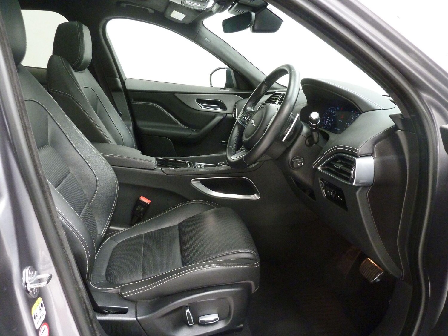 Used Jaguar F-Pace for sale - 77754117: Photo 17