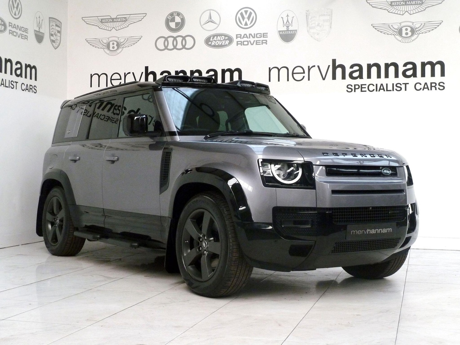 Used Land Rover Defender 2021 for sale - 77028893: Photo 11