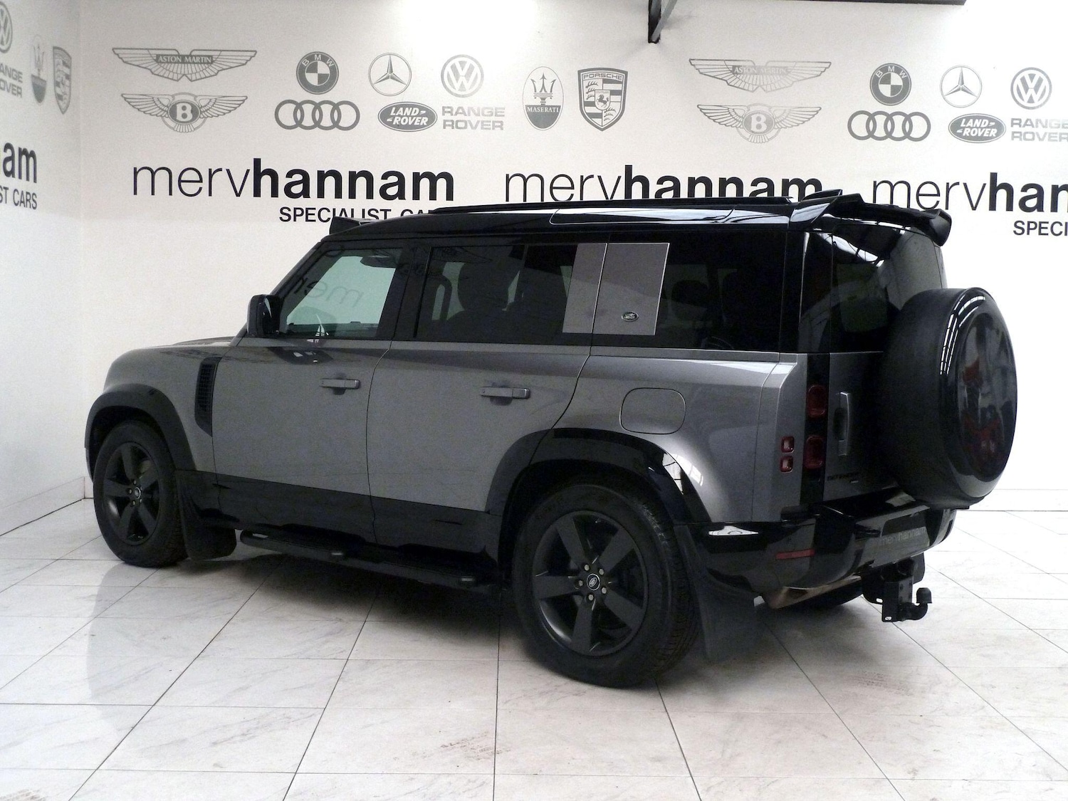 Used Land Rover Defender 2021 for sale - 77028893: Photo 4