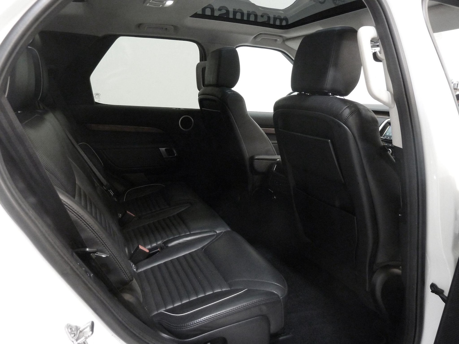 Used Land Rover Discovery 2018 for sale - 76936650: Photo 15