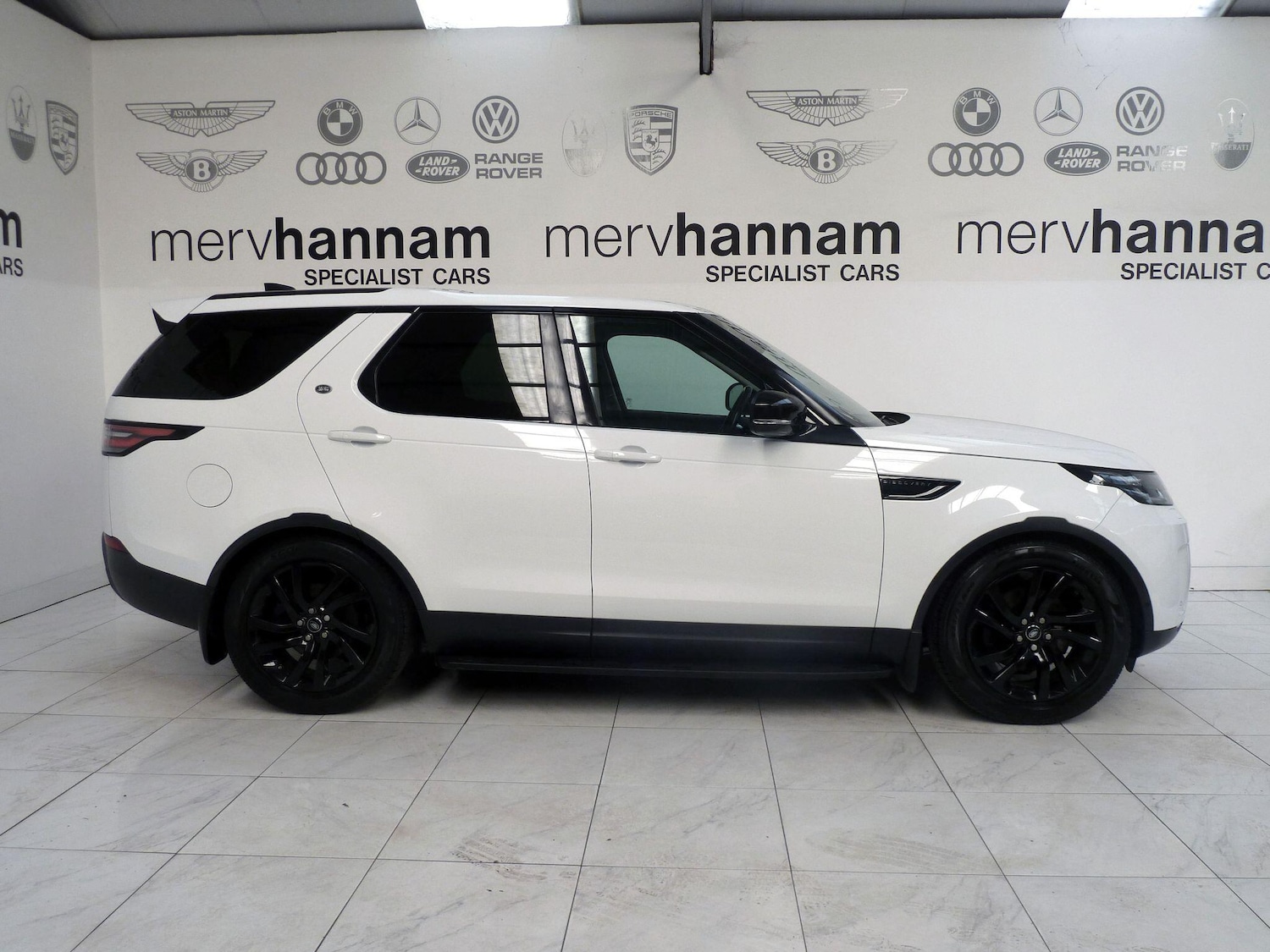Used Land Rover Discovery 2018 for sale - 76936650: Photo 3