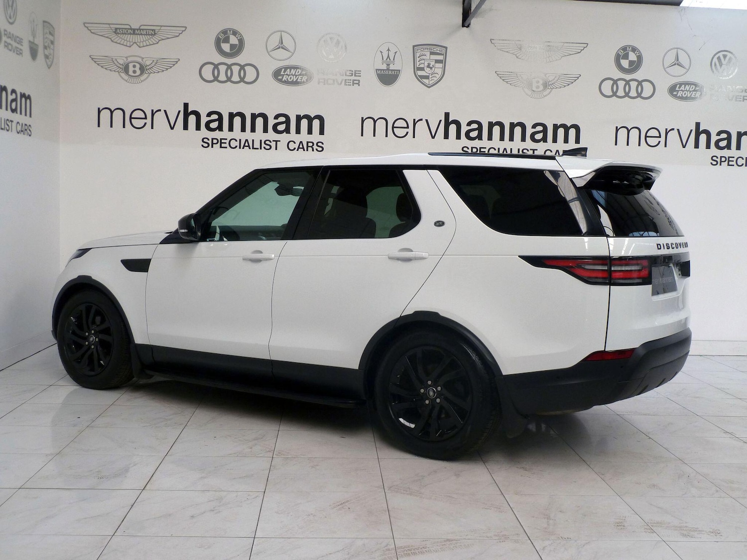 Used Land Rover Discovery 2018 for sale - 76936650: Photo 4