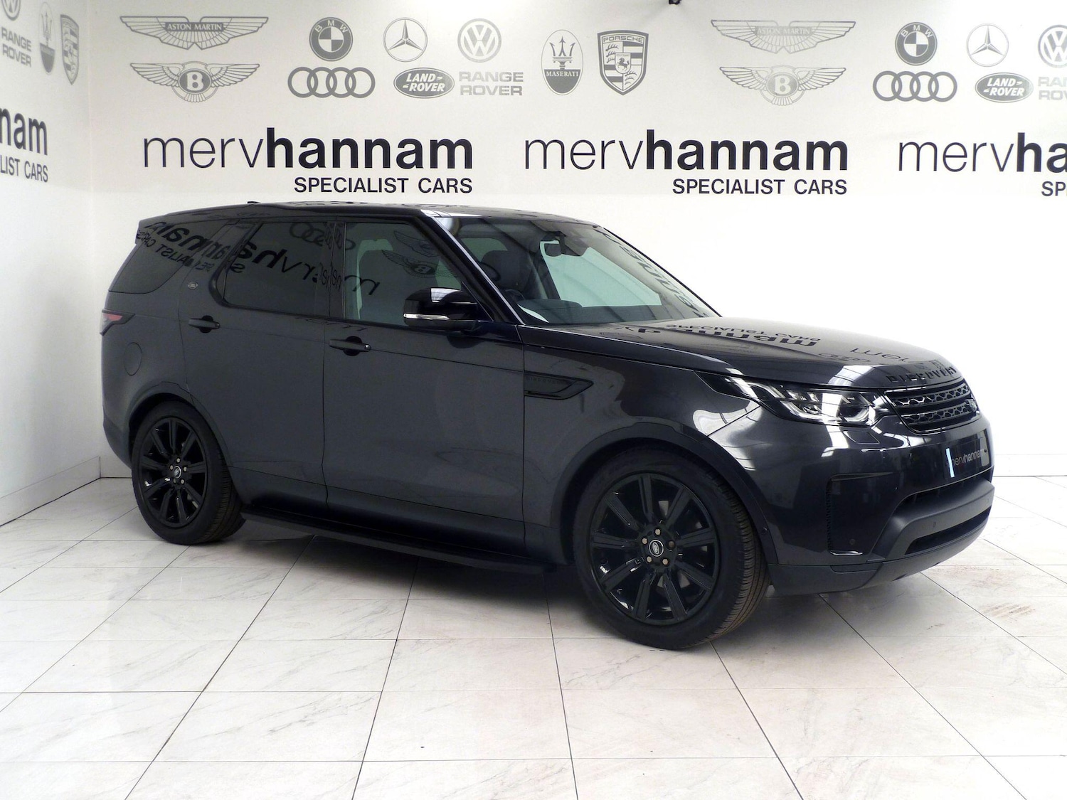 Used Land Rover Discovery 2019 for sale - 76349123: Photo 2