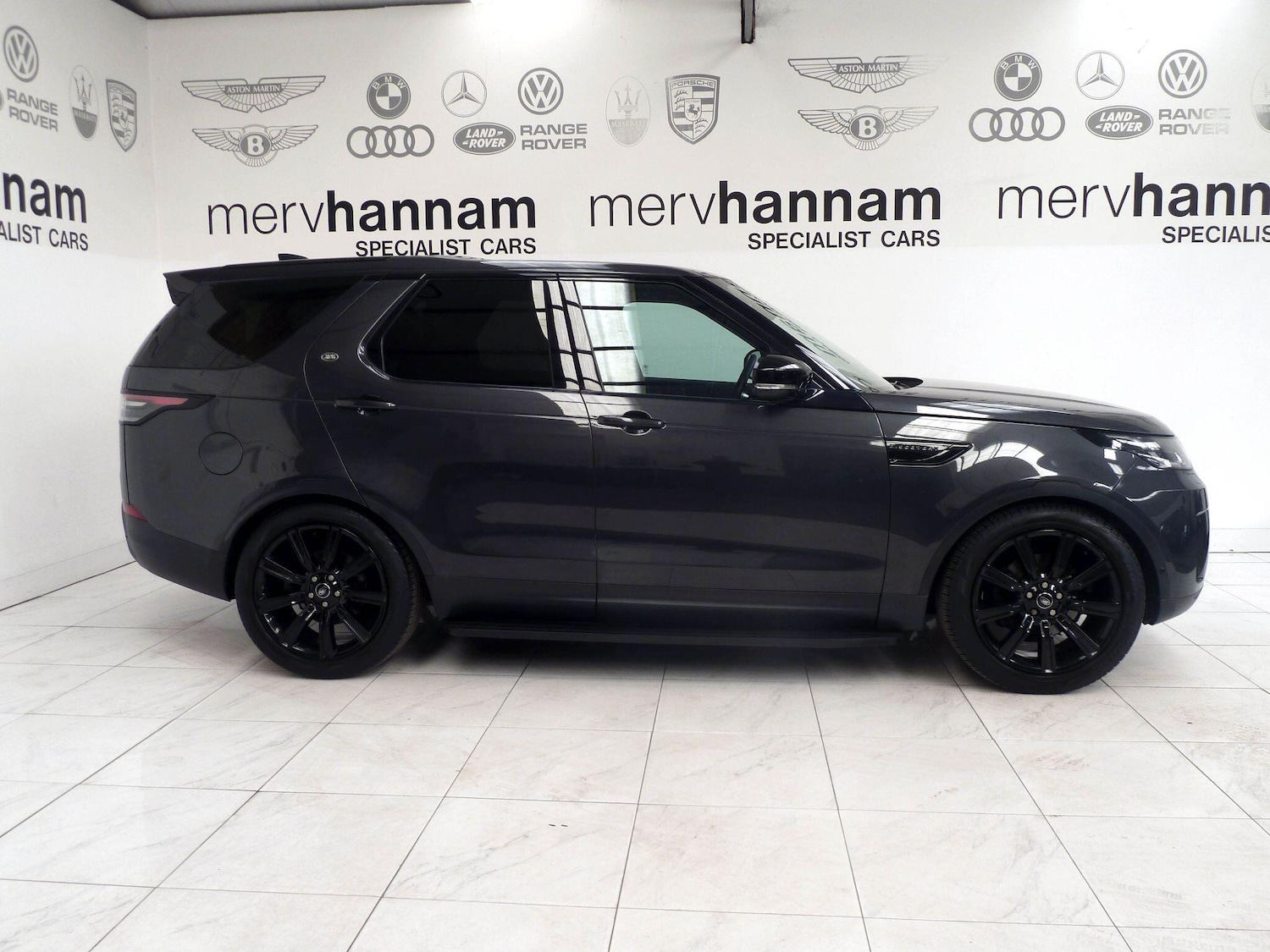 Used Land Rover Discovery 2019 for sale - 76349123: Photo 3