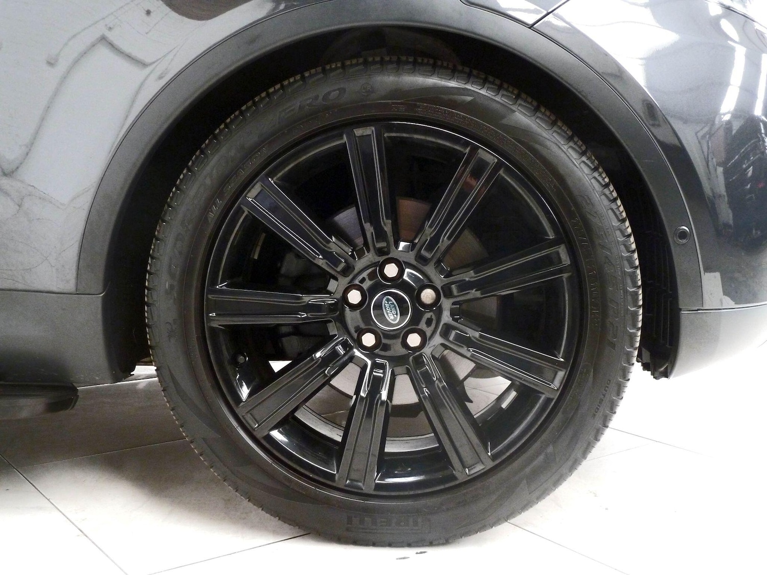 Used Land Rover Discovery 2019 for sale - 76349123: Photo 9