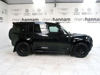 Used Land Rover Defender 110 2022 for sale - 77852766: Photo