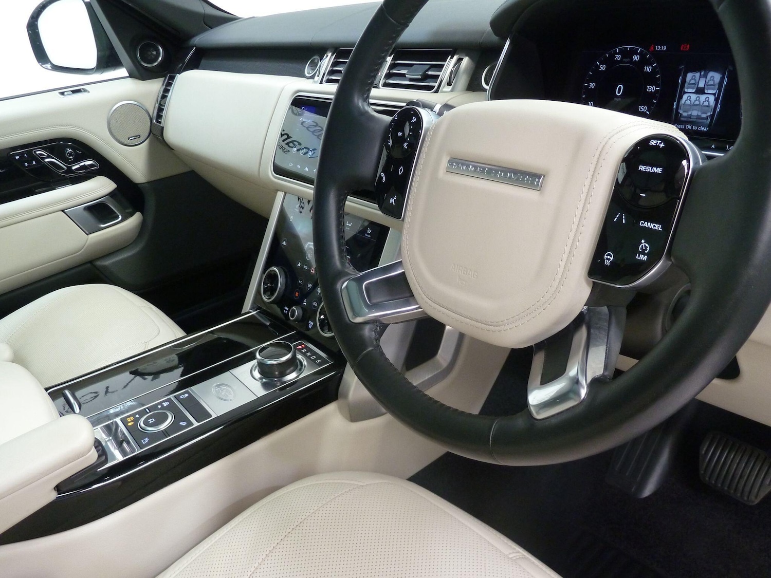 Used Land Rover Range Rover 2019 for sale - 77215000: Photo 15