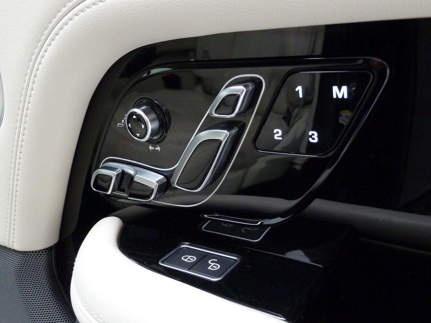 Used Land Rover Range Rover 2019 for sale - 77215000: Photo 18