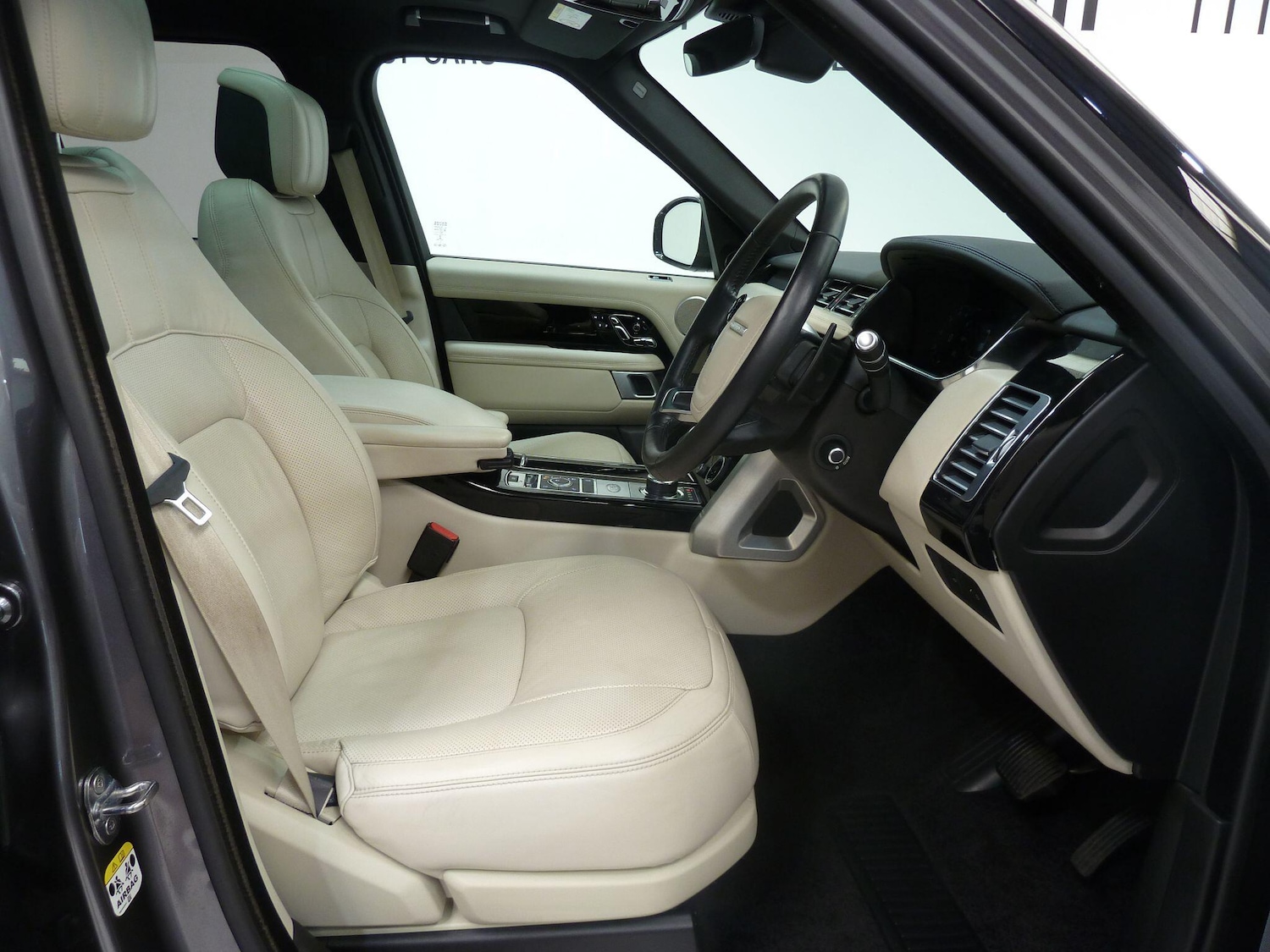 Used Land Rover Range Rover 2019 for sale - 77215000: Photo 7